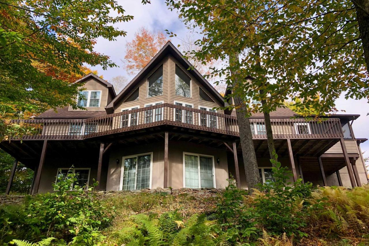 Big Bass Lake House With Grill - Steps To River! Gouldsboro 外观 照片